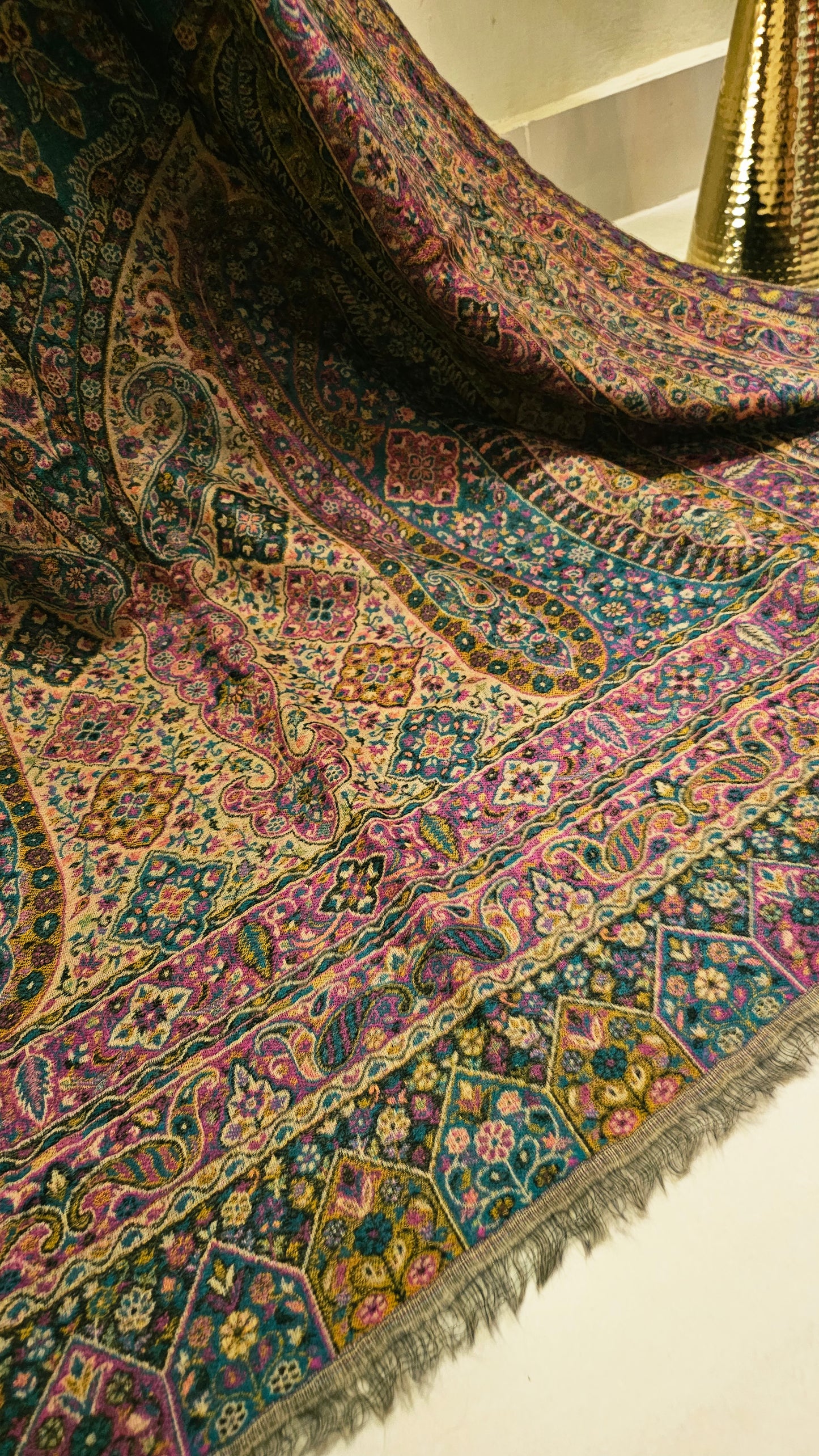 Reversible Persian kaani: Toosh