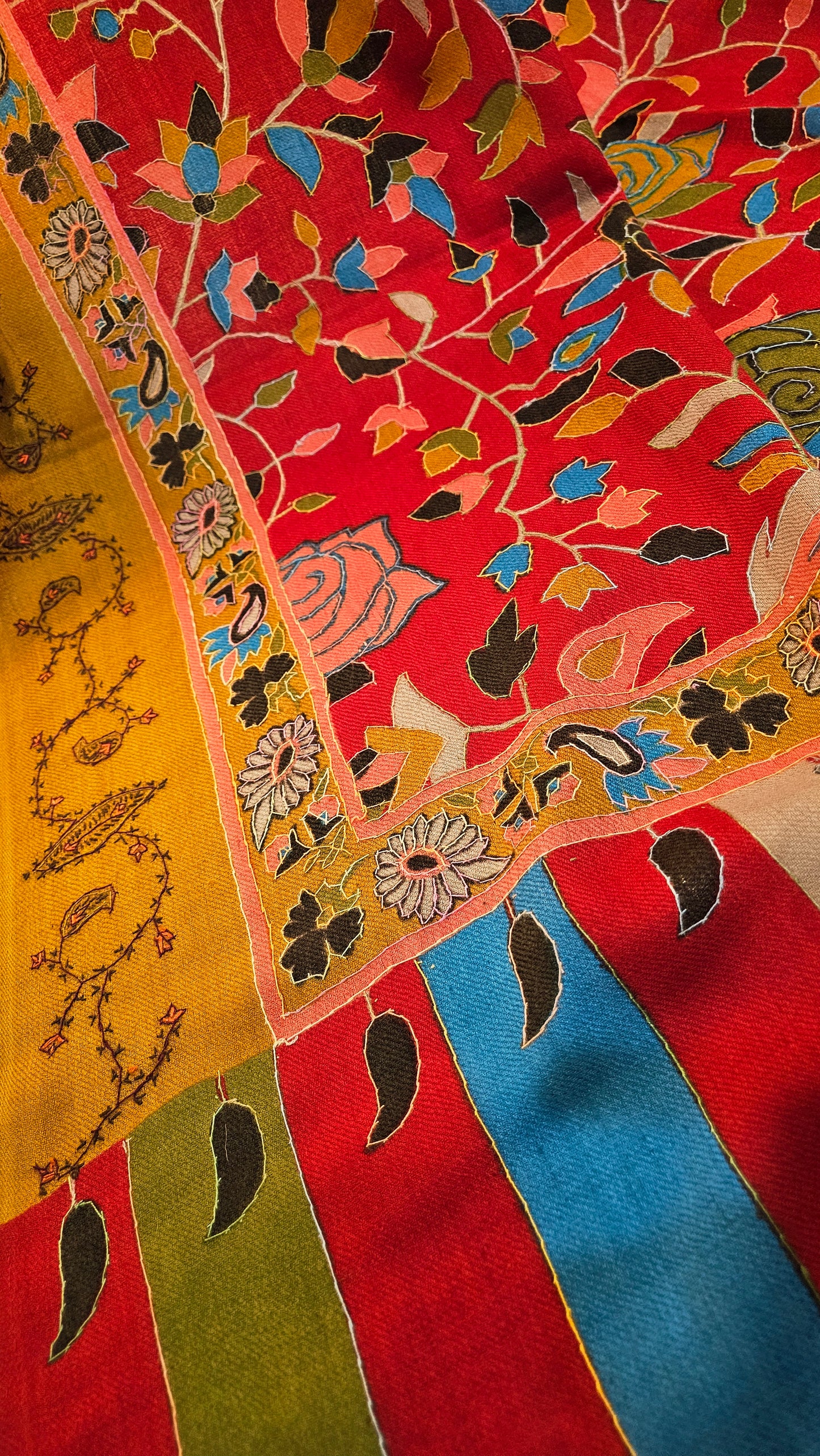 Kalamkar embroidered: Pashmina