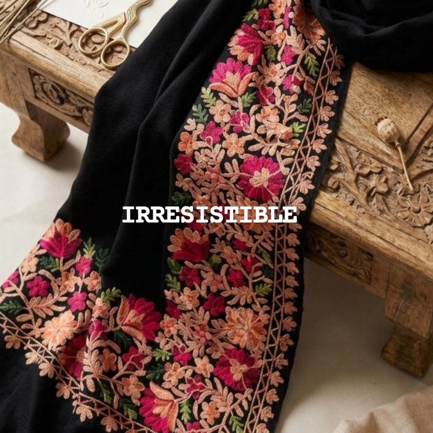 Embroidered minishawl: pashmina