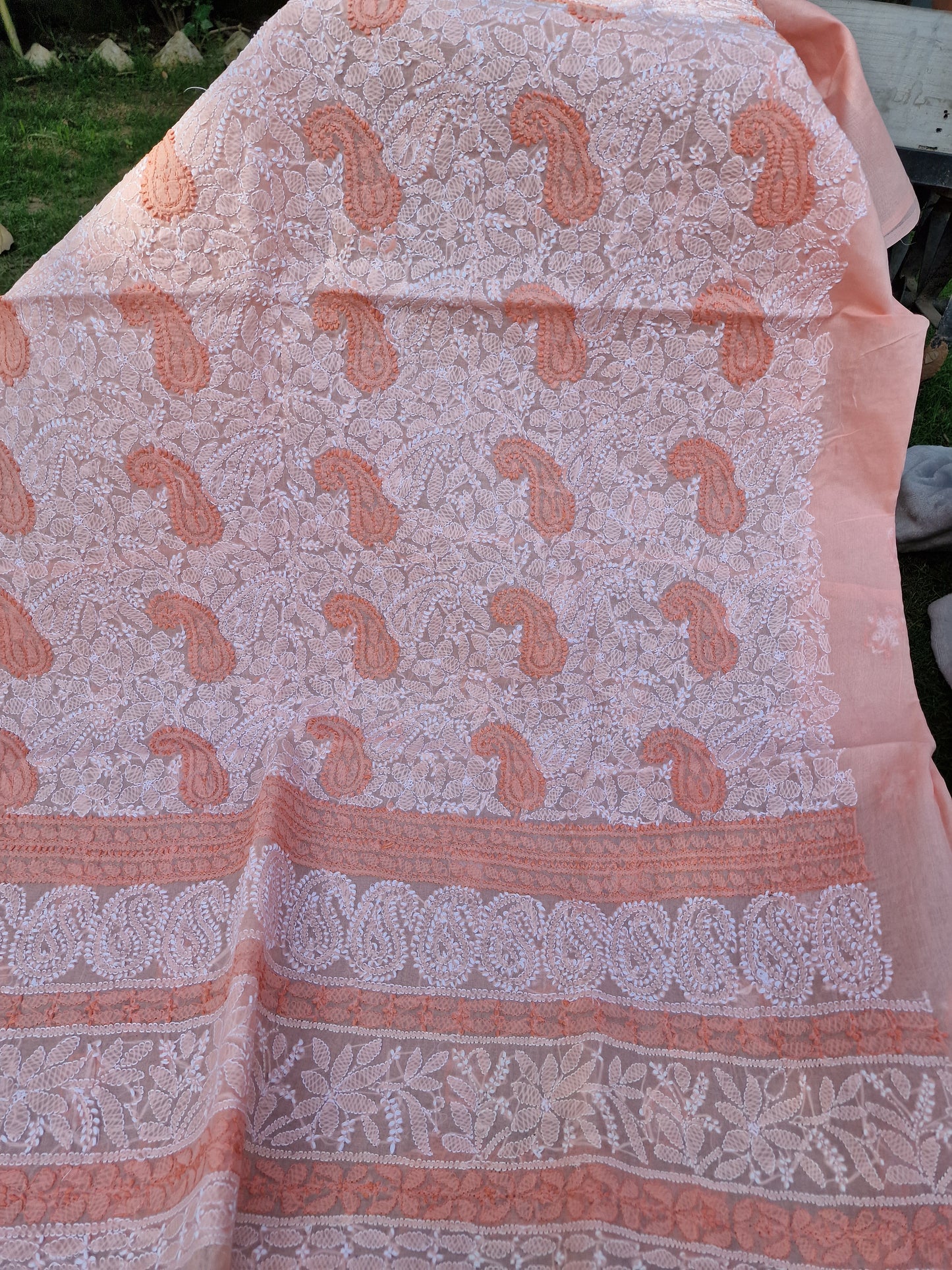 Sale Chikankari with two tone thread