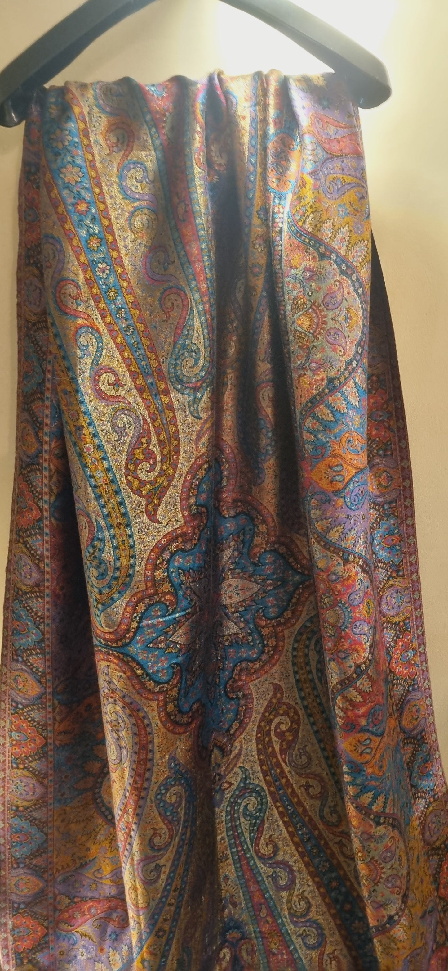 Reversible gandhara moonlight kaani shawl