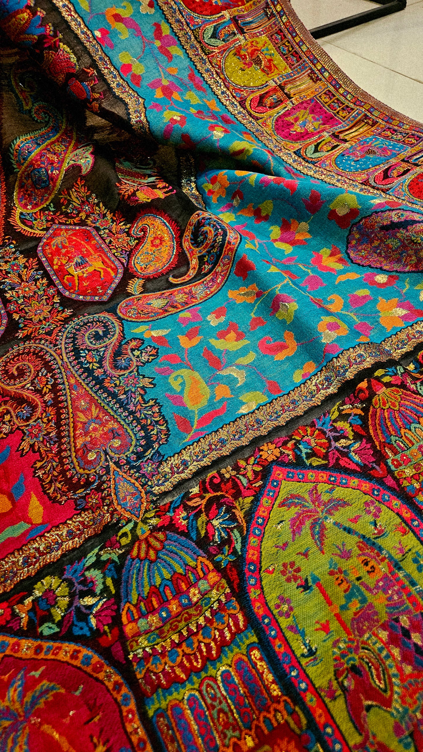 Silk kaani shawl