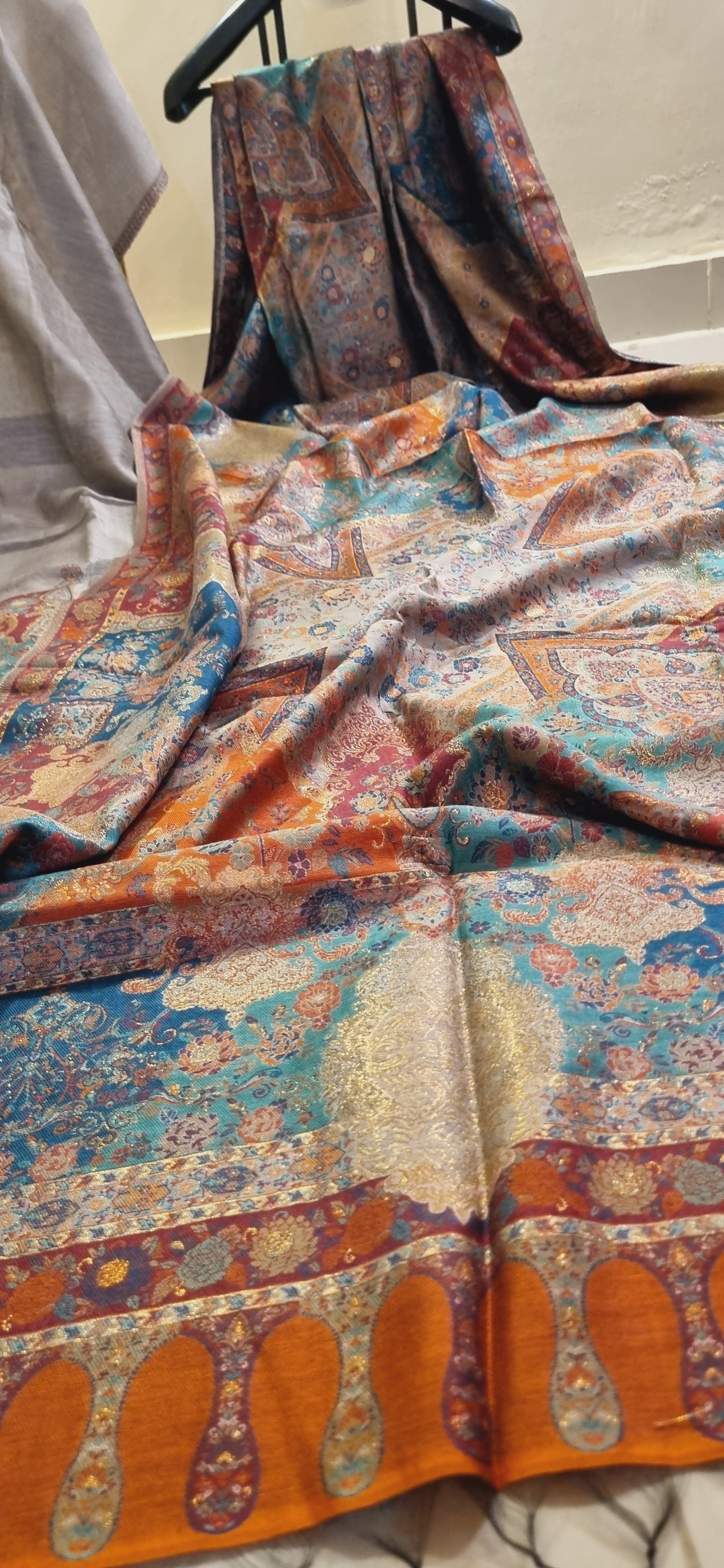 Silk kaani suit