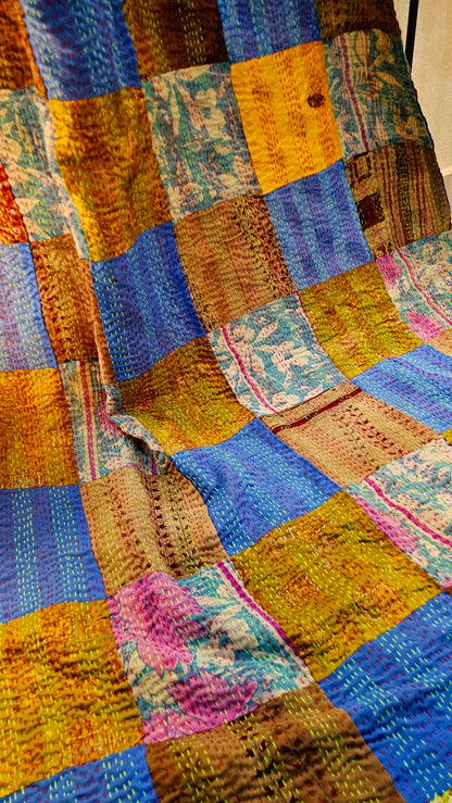 Rilli hand embroidered duapta