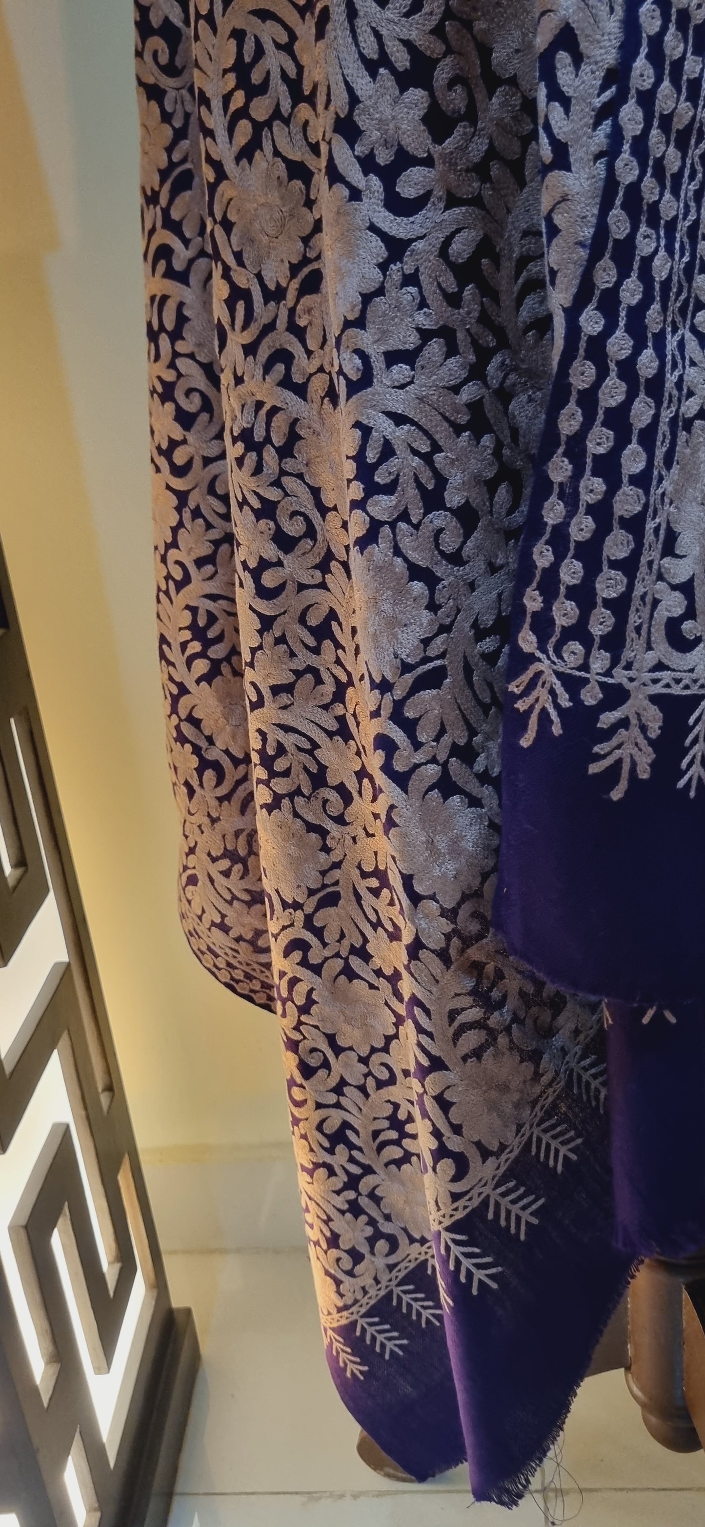 Embroidered minishawl