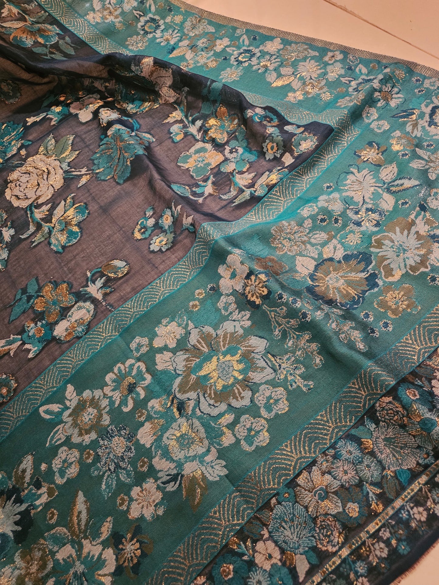 Silk kaani shawl