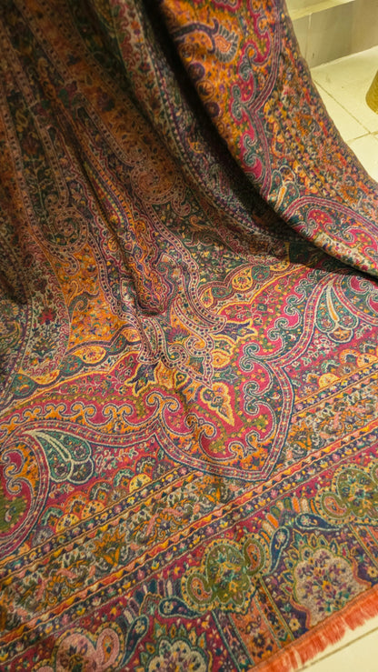 Reversible Persian kaani: Pashmina