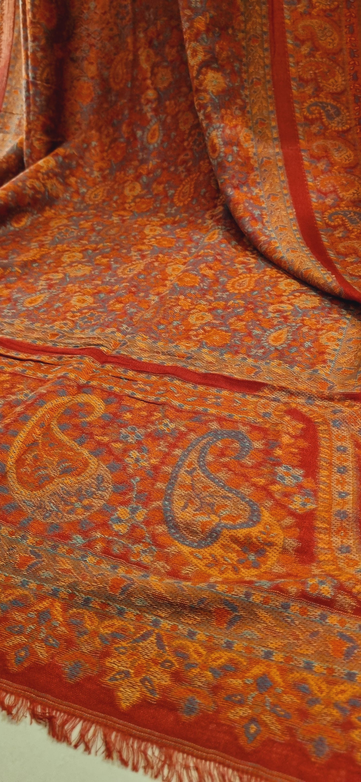 Woollen pashmina kaani shawl
