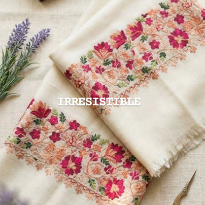 Embroidered minishawl: pashmina
