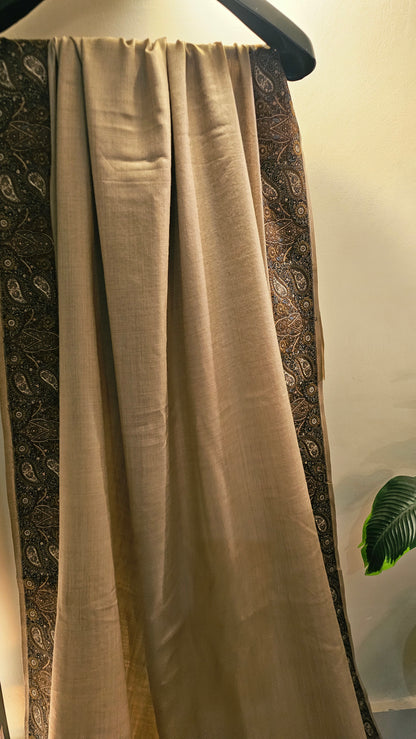 Papermachi embroidered: Pashmina