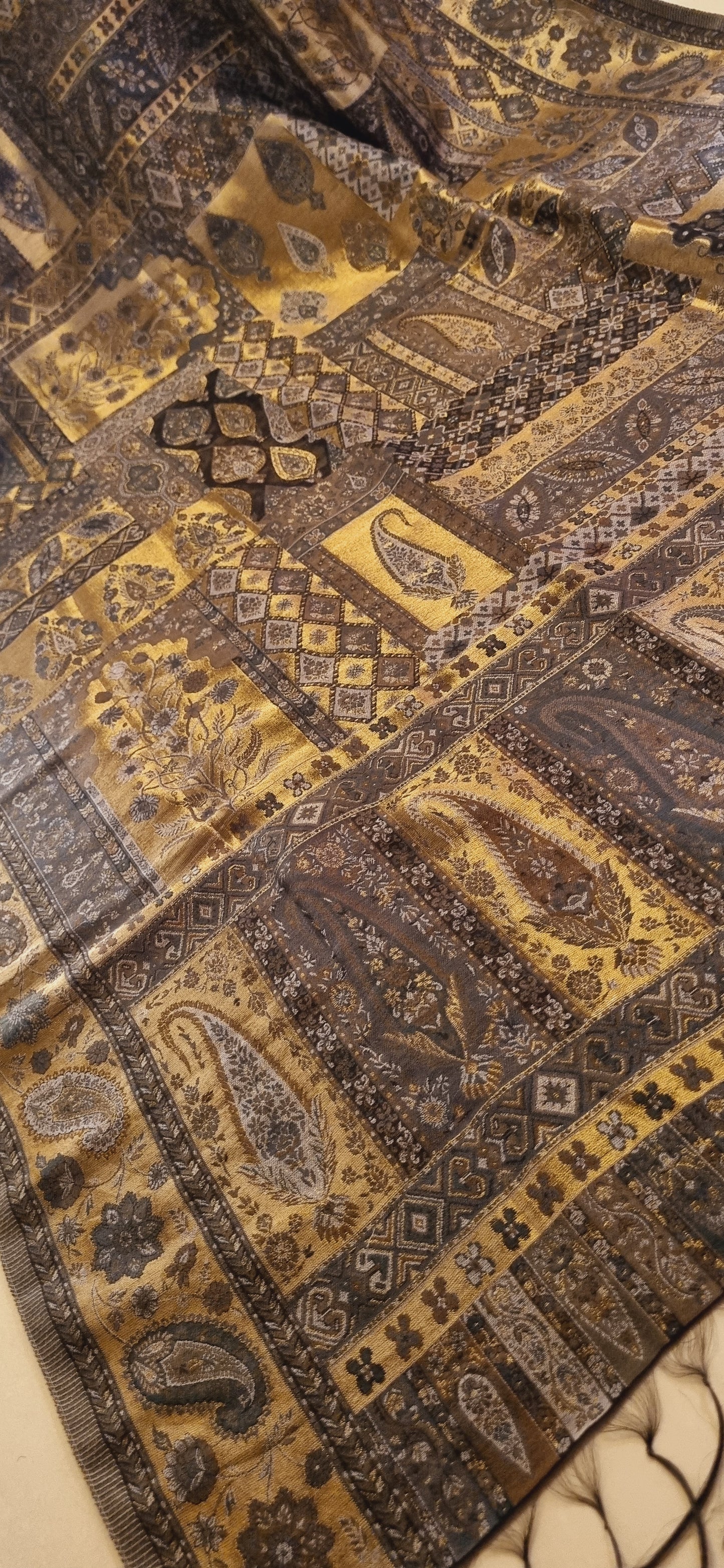 Moonlight silky pashmina