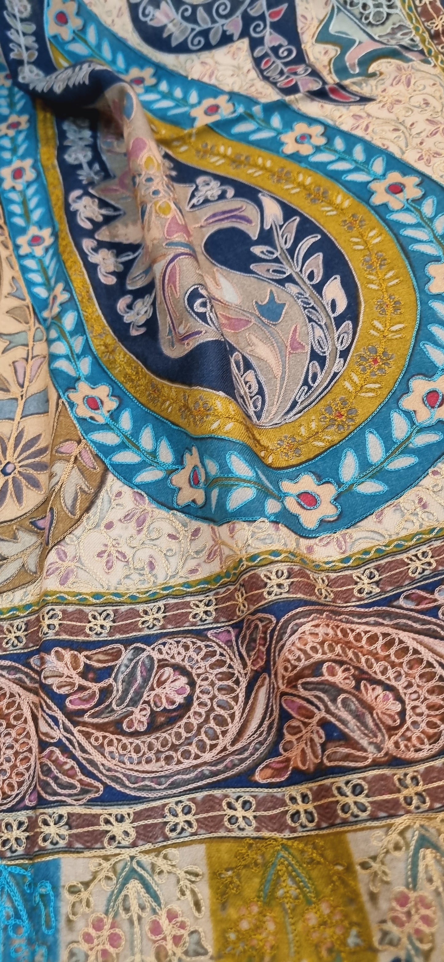 Reelkar pashmina shawl