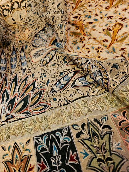 Reelkar embroidered silk dupatta