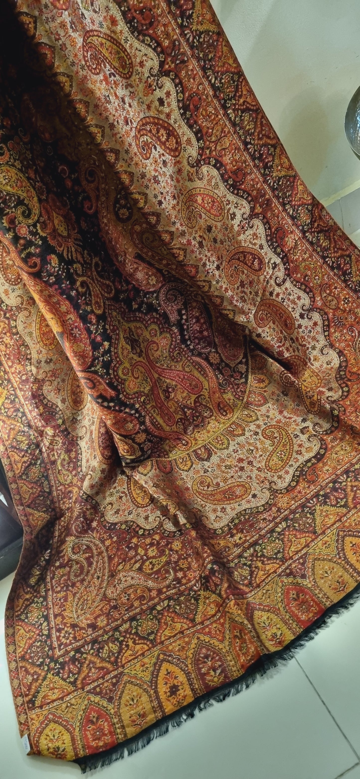 Reversible gandhara moonlight kaani shawl