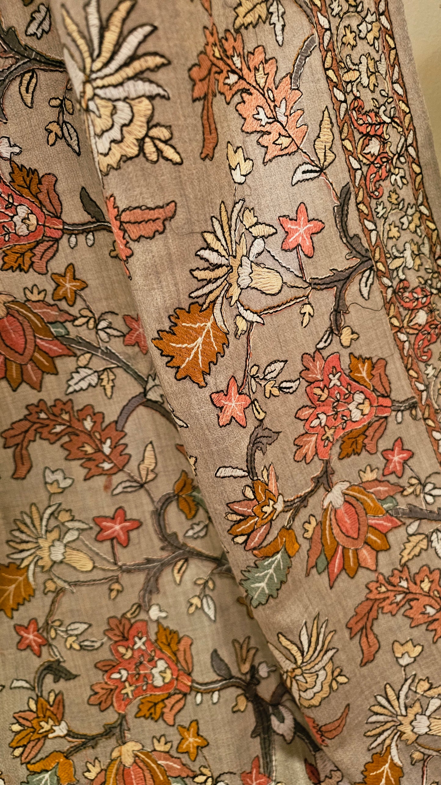 Papermachi embroidered shawl: toosh