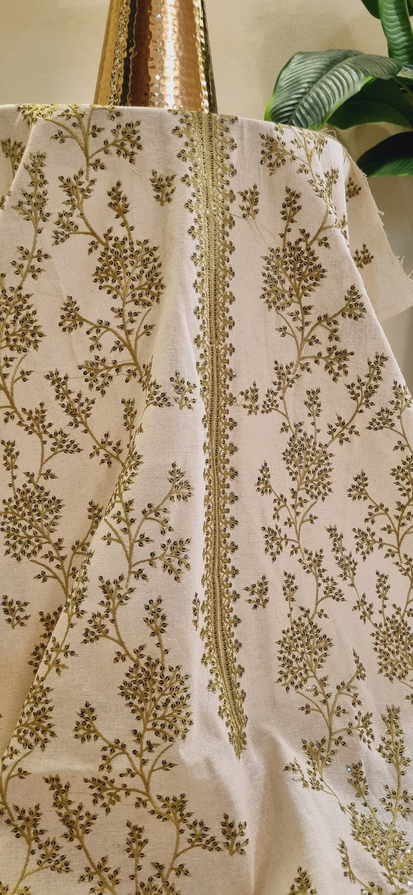 Khaddar karandi embroidered three piece suit