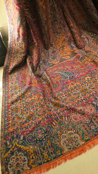 Reversible Persian kaani: Pashmina