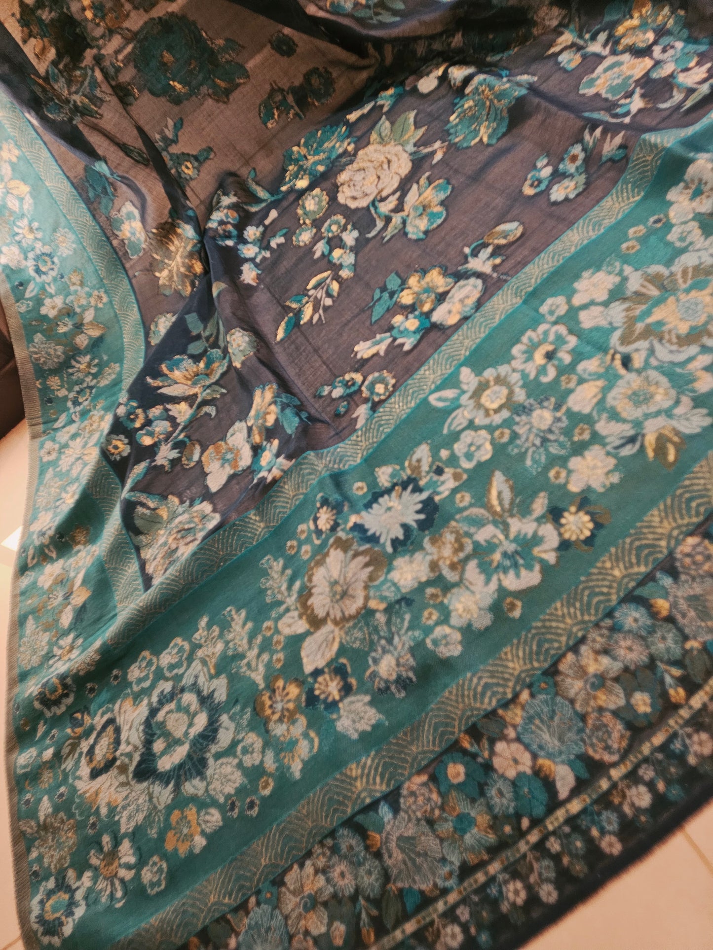 Silk kaani shawl