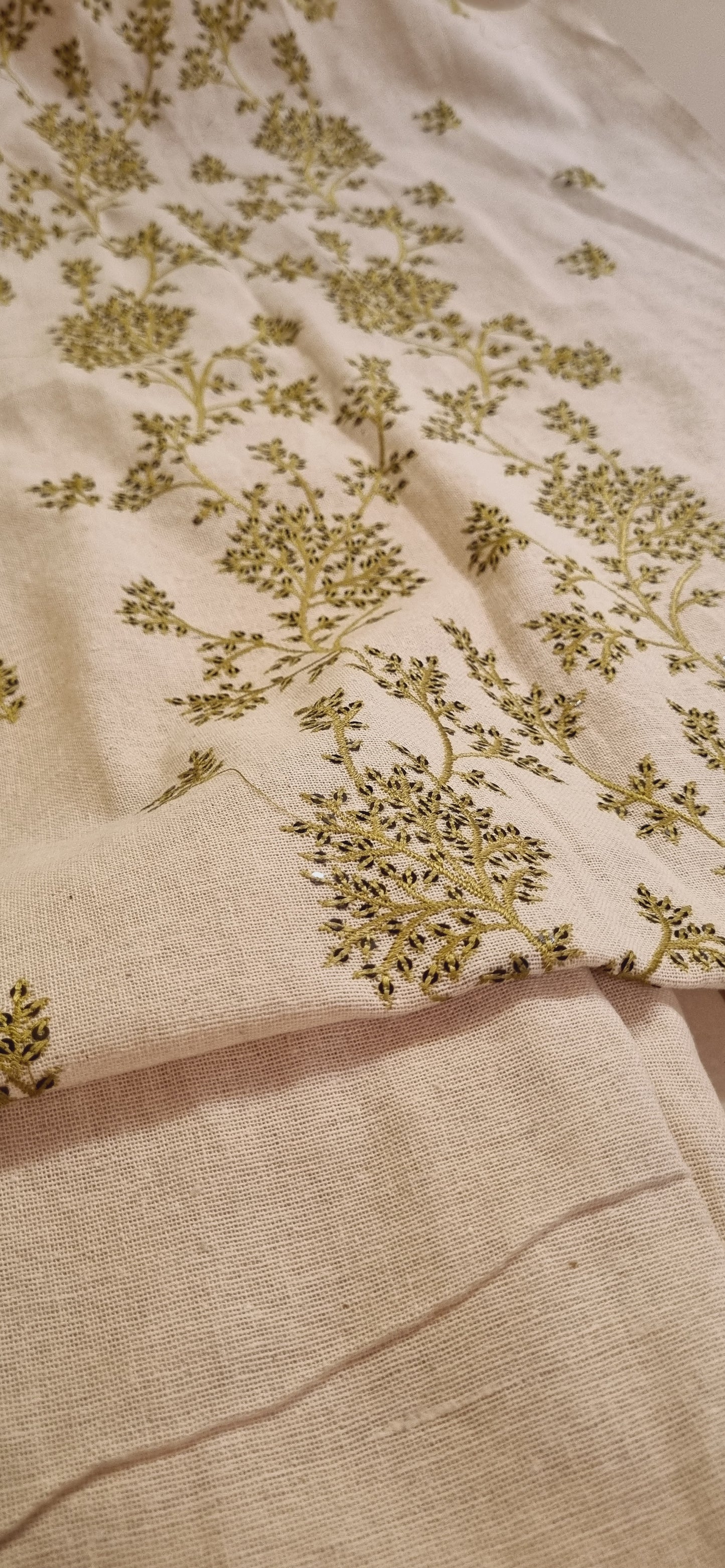 Khaddar karandi embroidered three piece suit