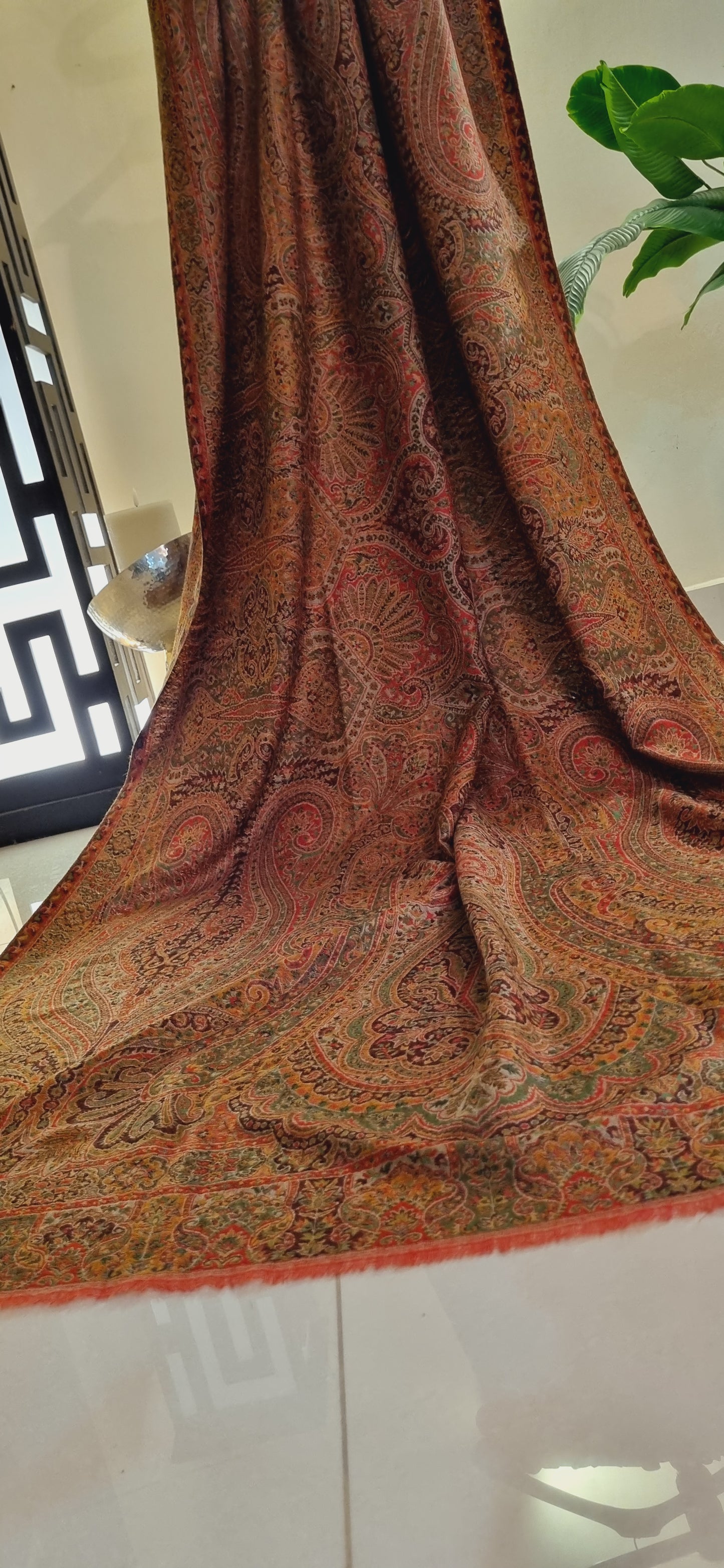 Pashmina reversible kaani shawl