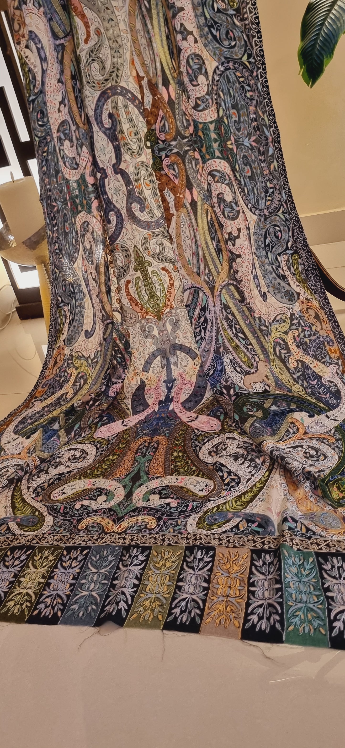 Reelkar pashmina shawl