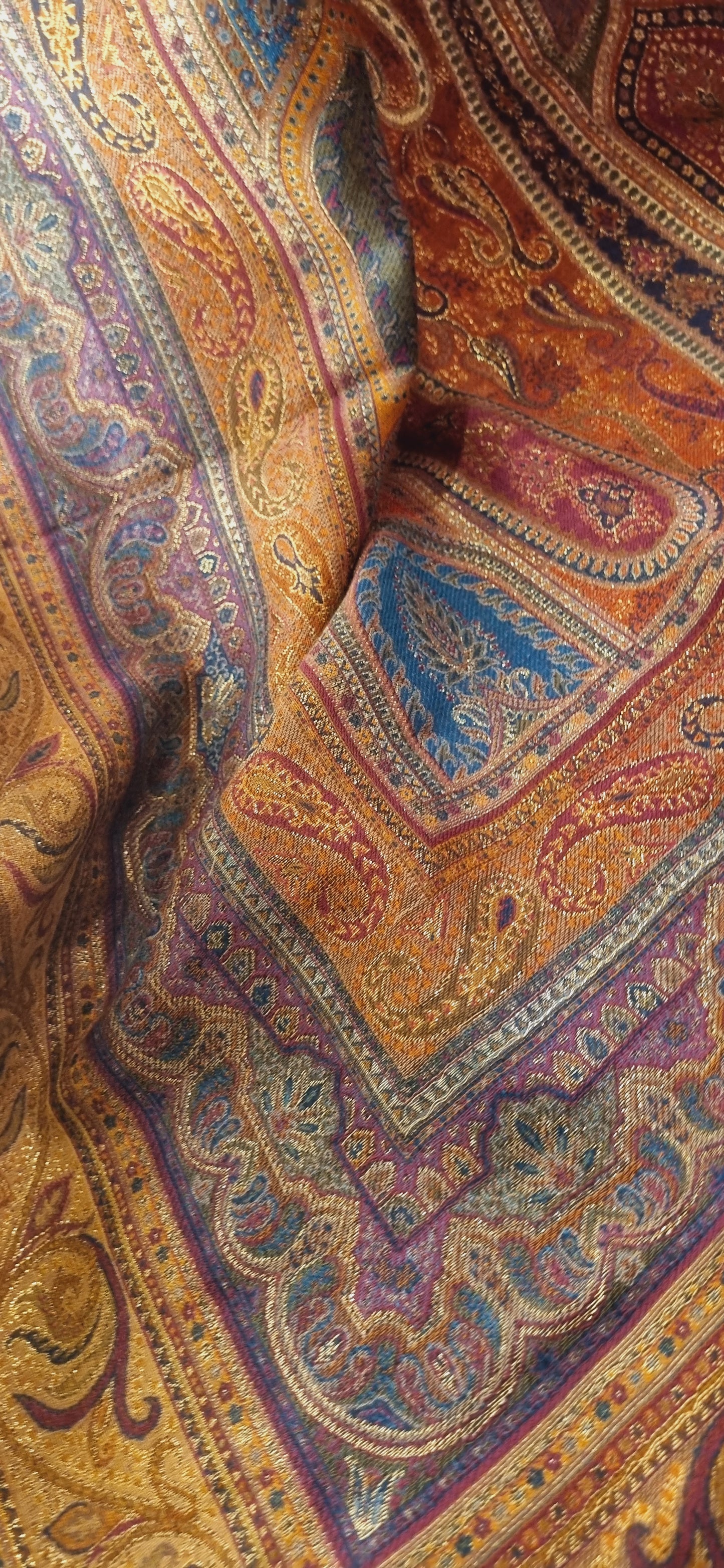 Pashmina kaani with zaree