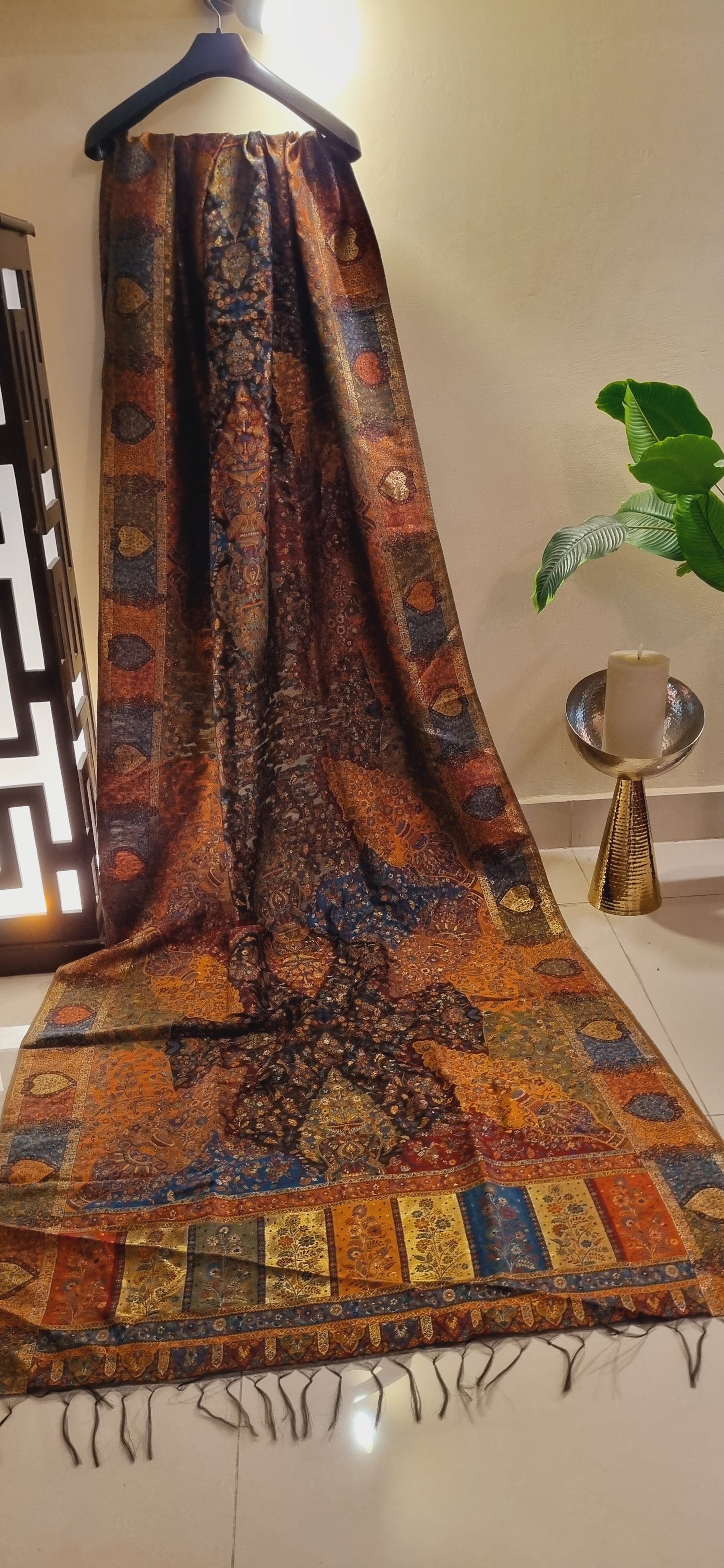 Eid edition: Silk kaani shawl
