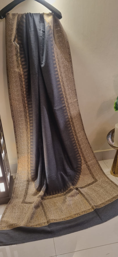 Pashmina with moonlight kaani border