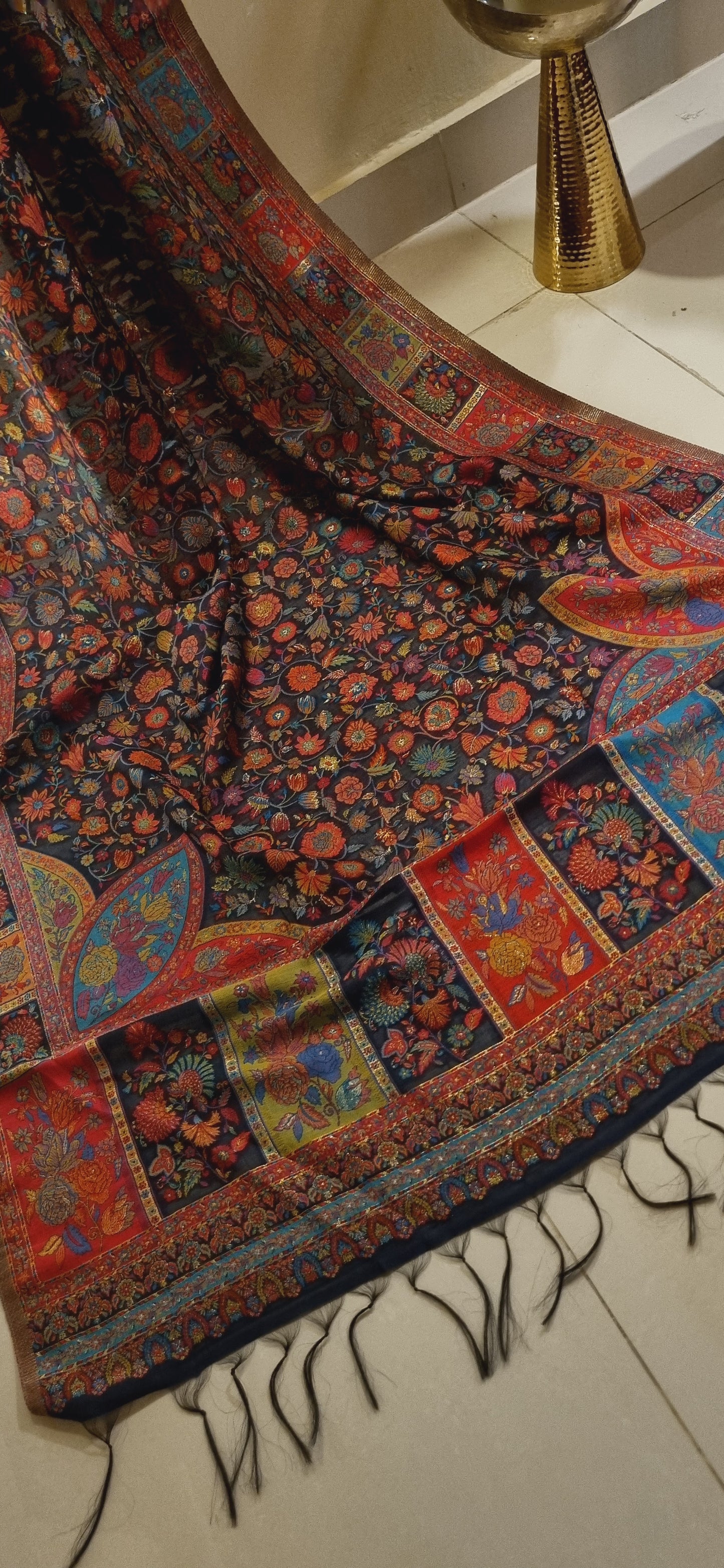 Eid edition: Silk kaani shawl