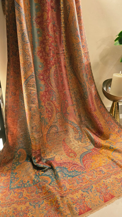 Gandhara kaani reversible: shawl