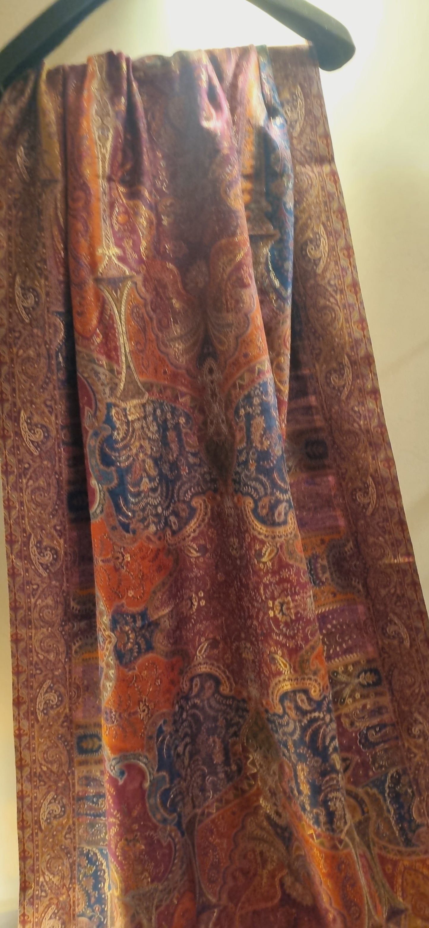 Pashmina kaani with zaree
