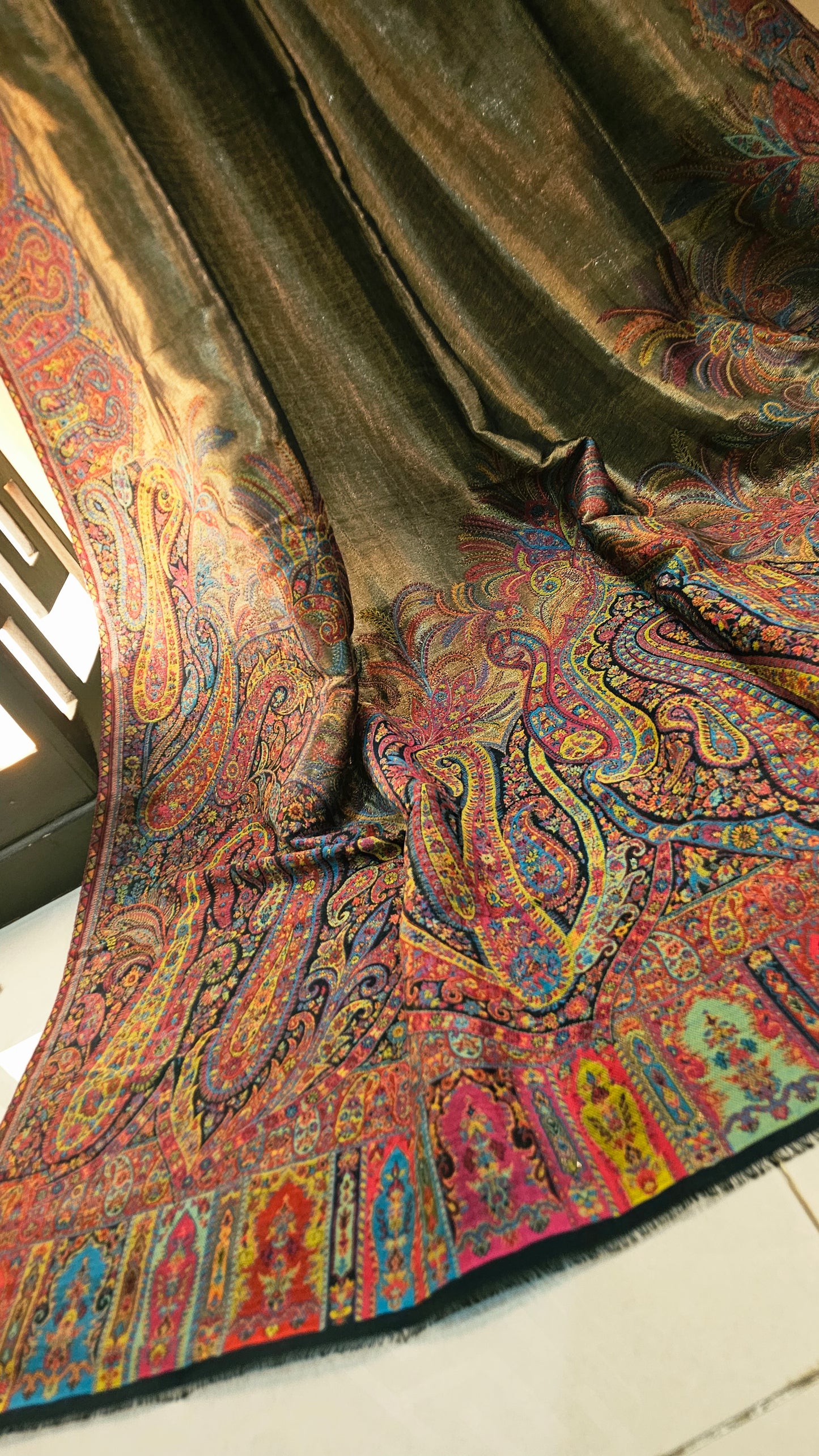 Moonlight kaani: Pashmina