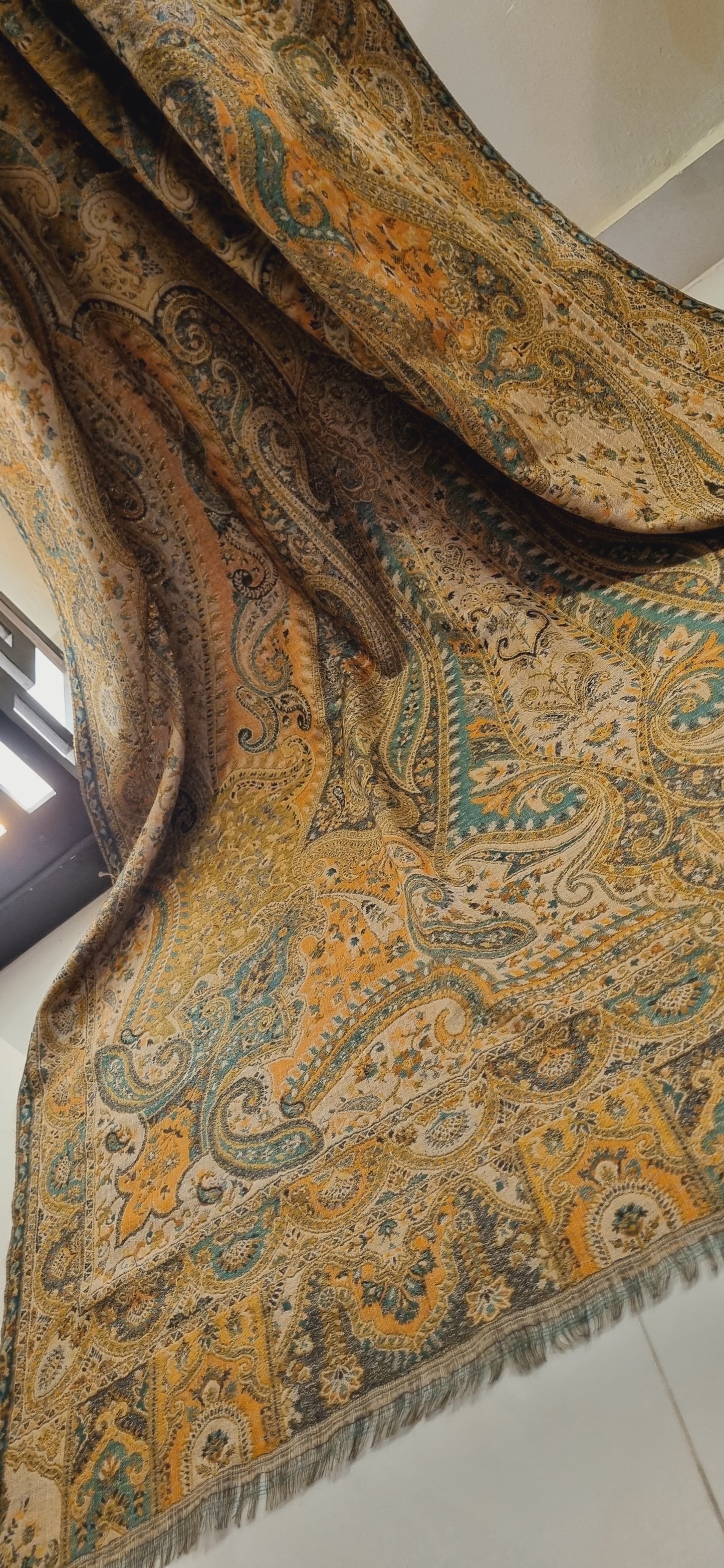 Reversible persian kaani shawl