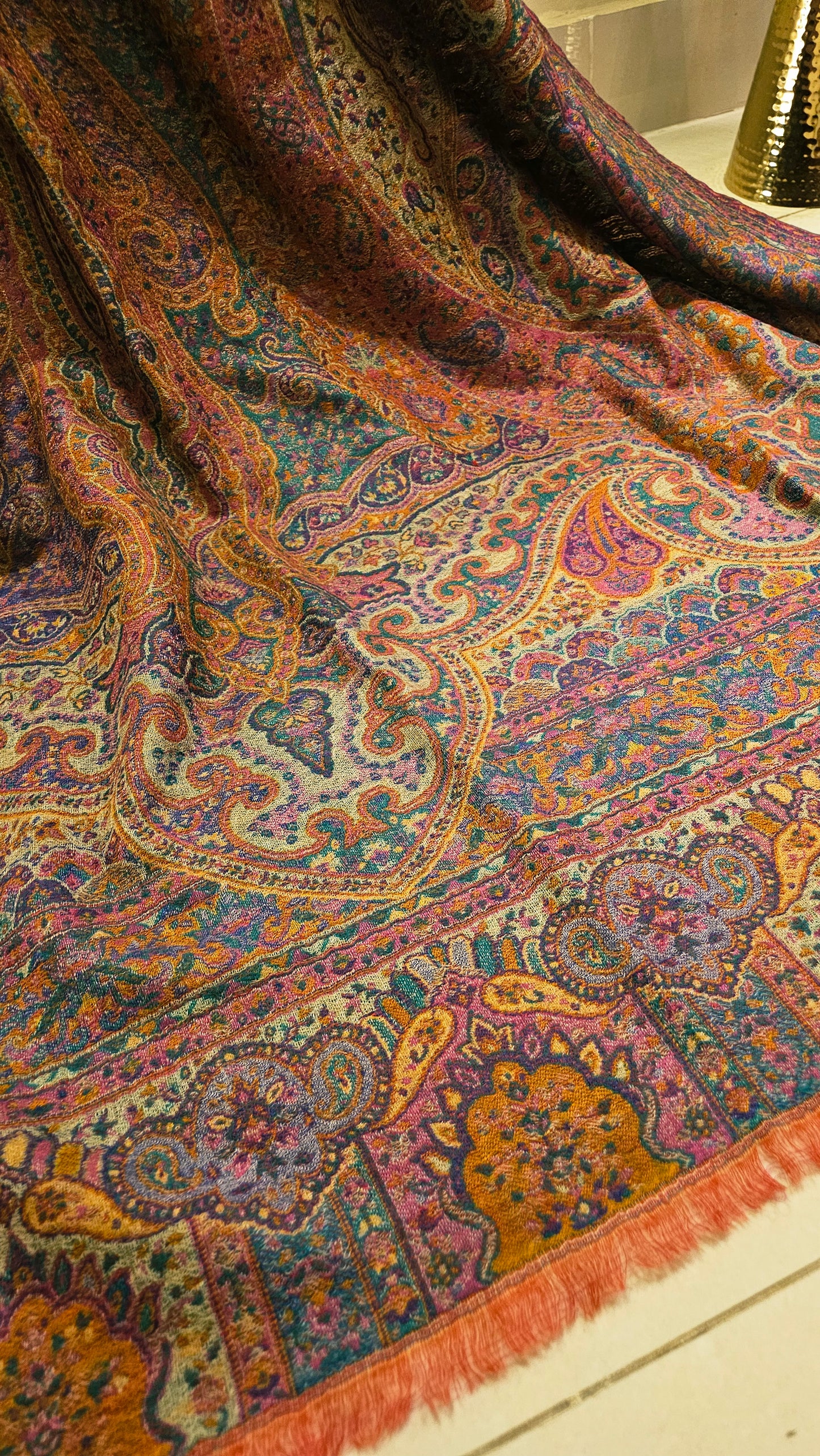 Reversible Persian kaani: Pashmina