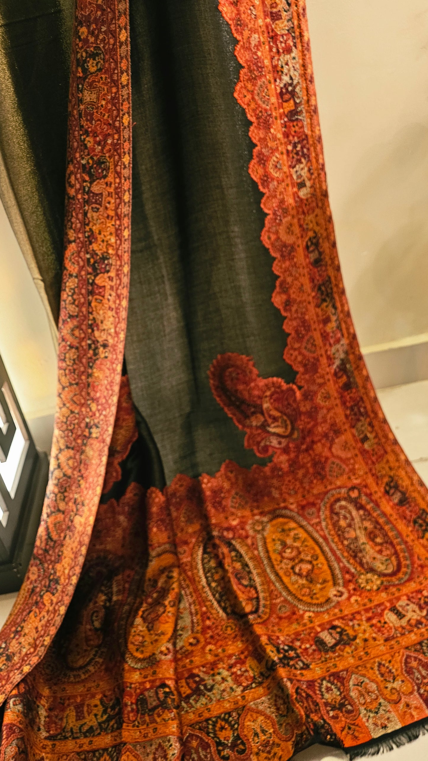 Reversible moonlight kaani: shawl