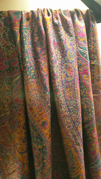 Reversible Persian kaani: Pashmina