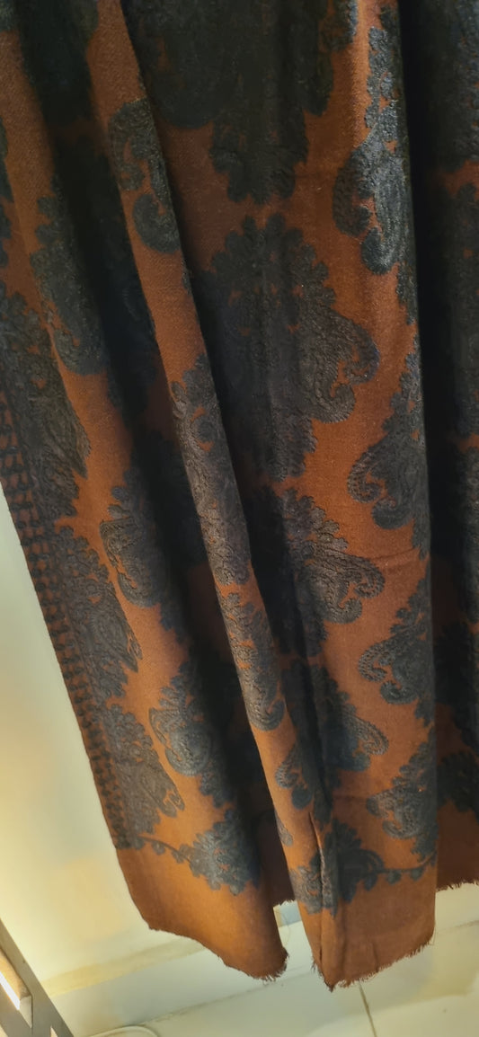 Embroidered minishawl pashmina