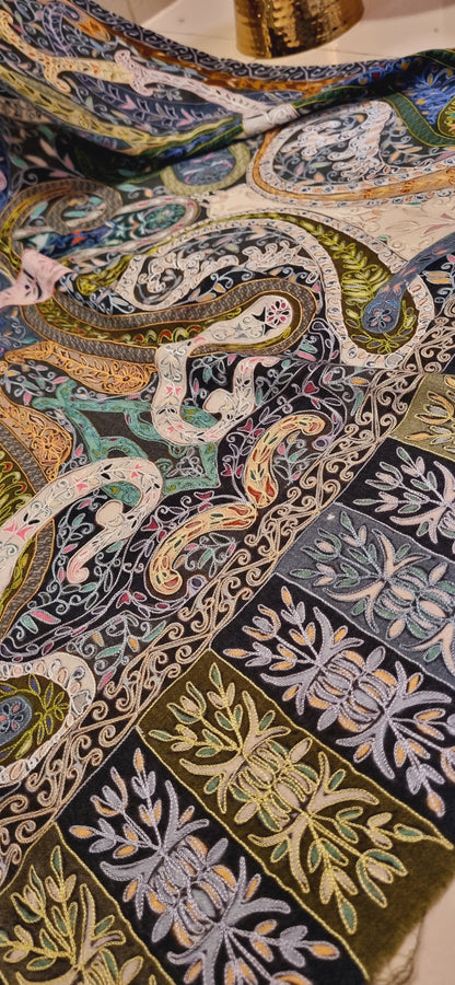 Reelkar embroidered pashmina