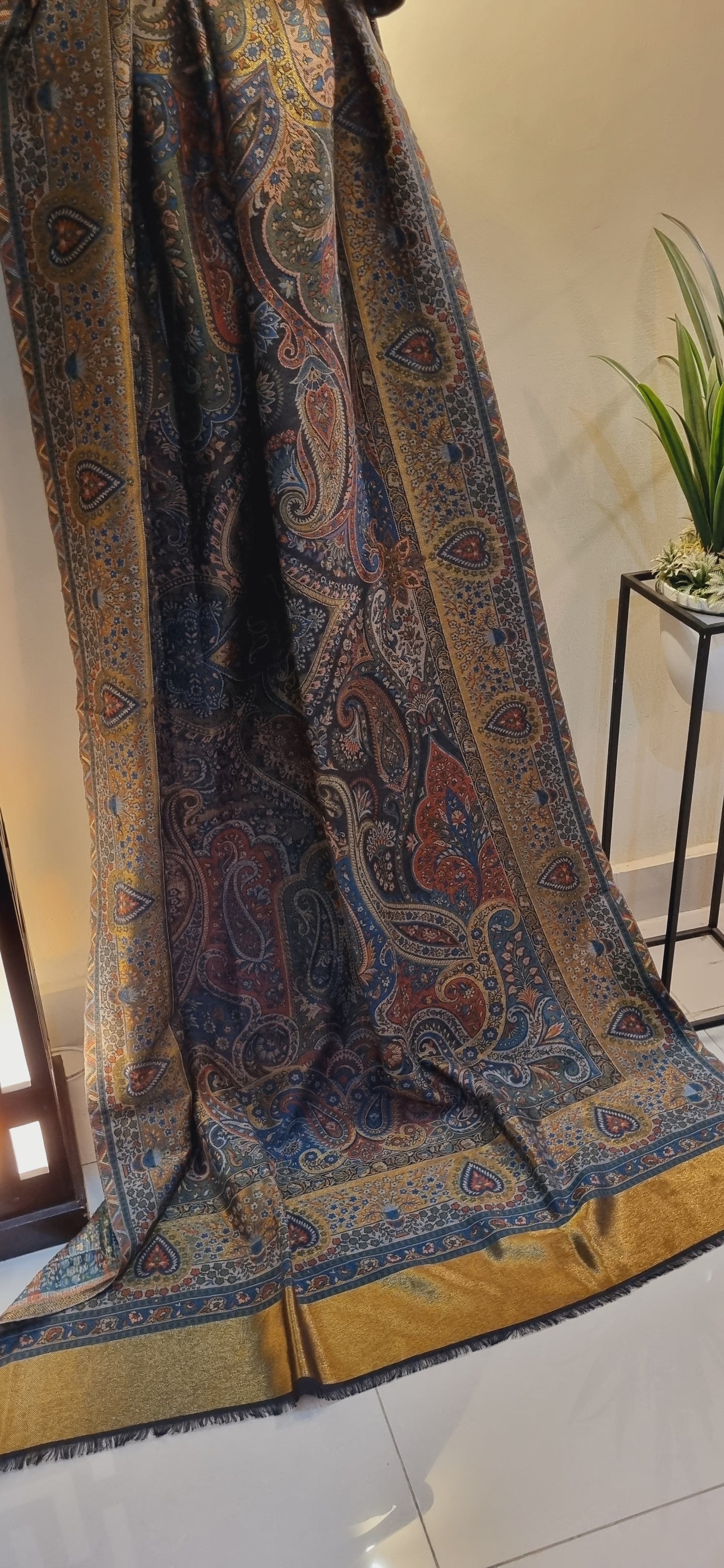 Antique moonlight kaani pashmina