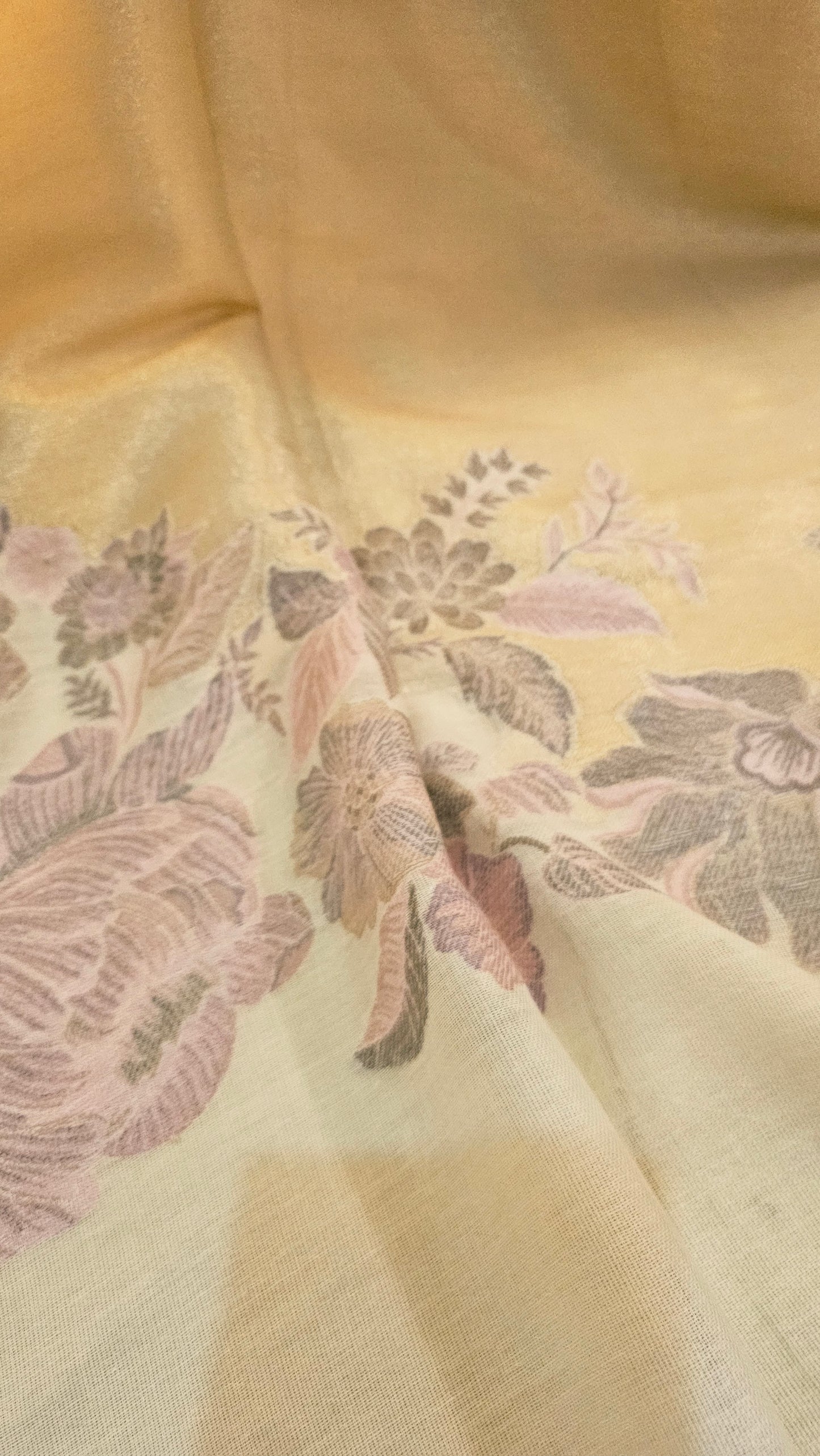 Pyari shawl