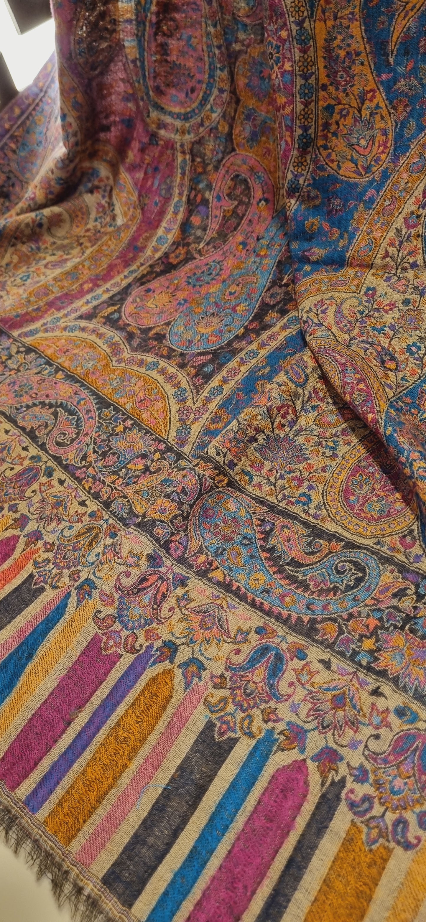 Persian pashmina kaani shawl