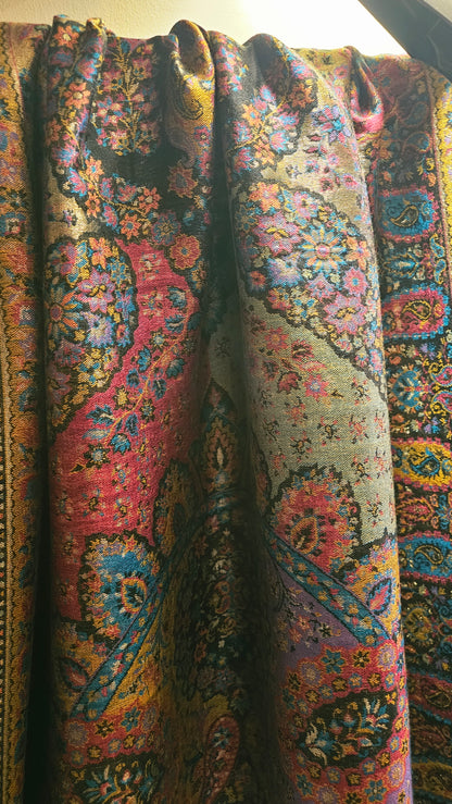 Gandhara reversible kaani: shawl
