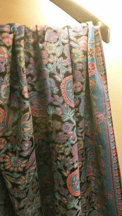 Kaani shawl: woollen pashmina