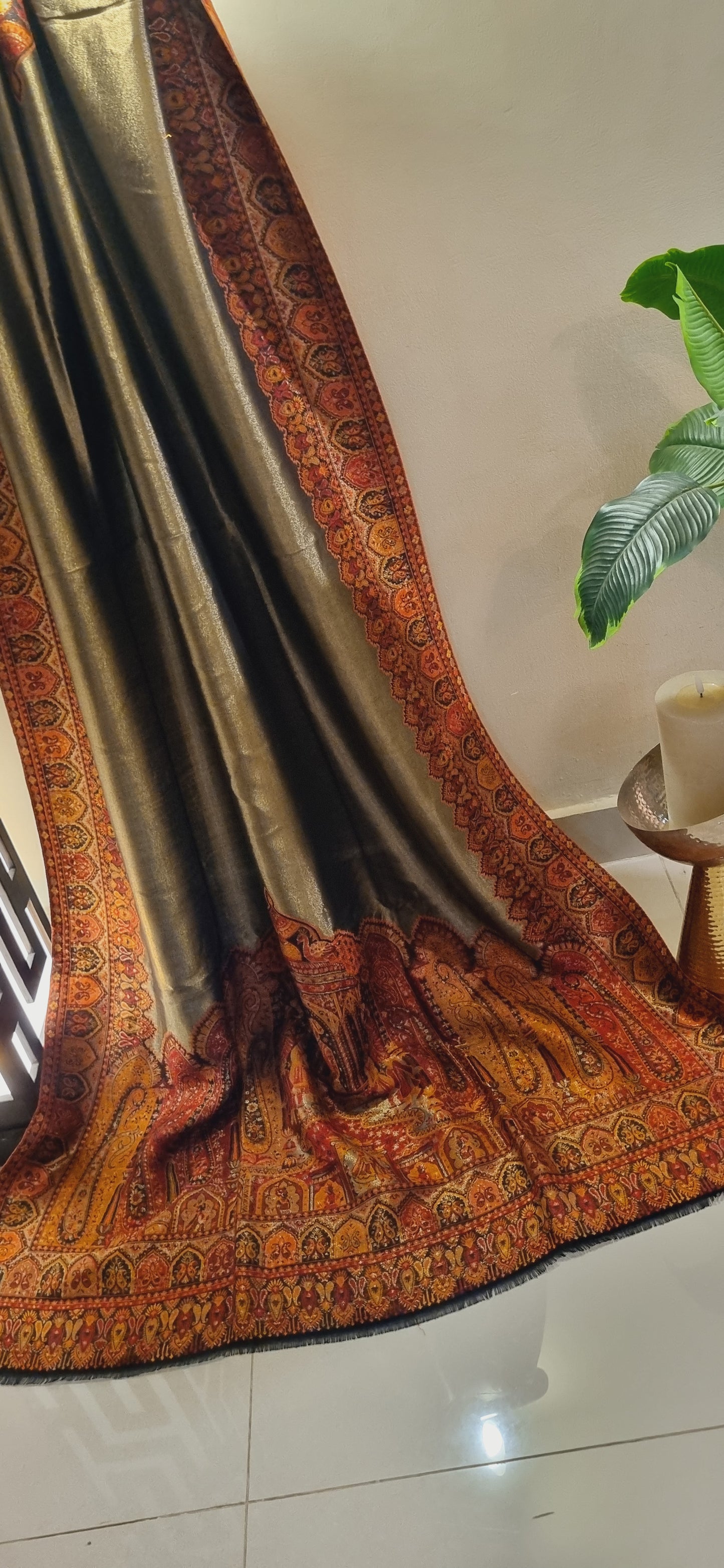 Moonlight gandhara kaani reversible shawl