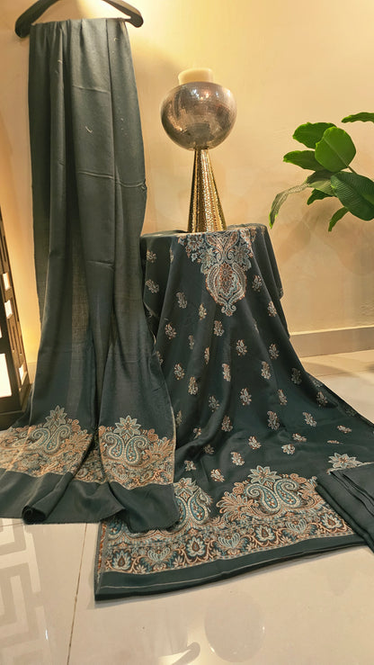 Kaani suit: Pashmina