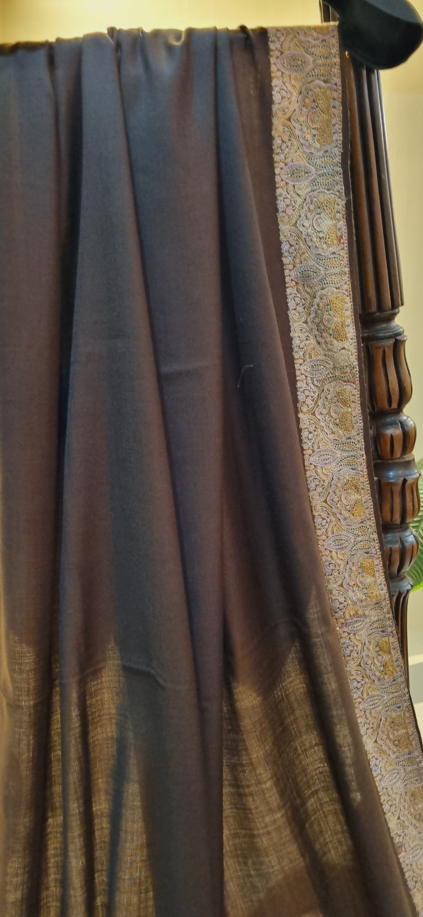 Papermachi pashmina