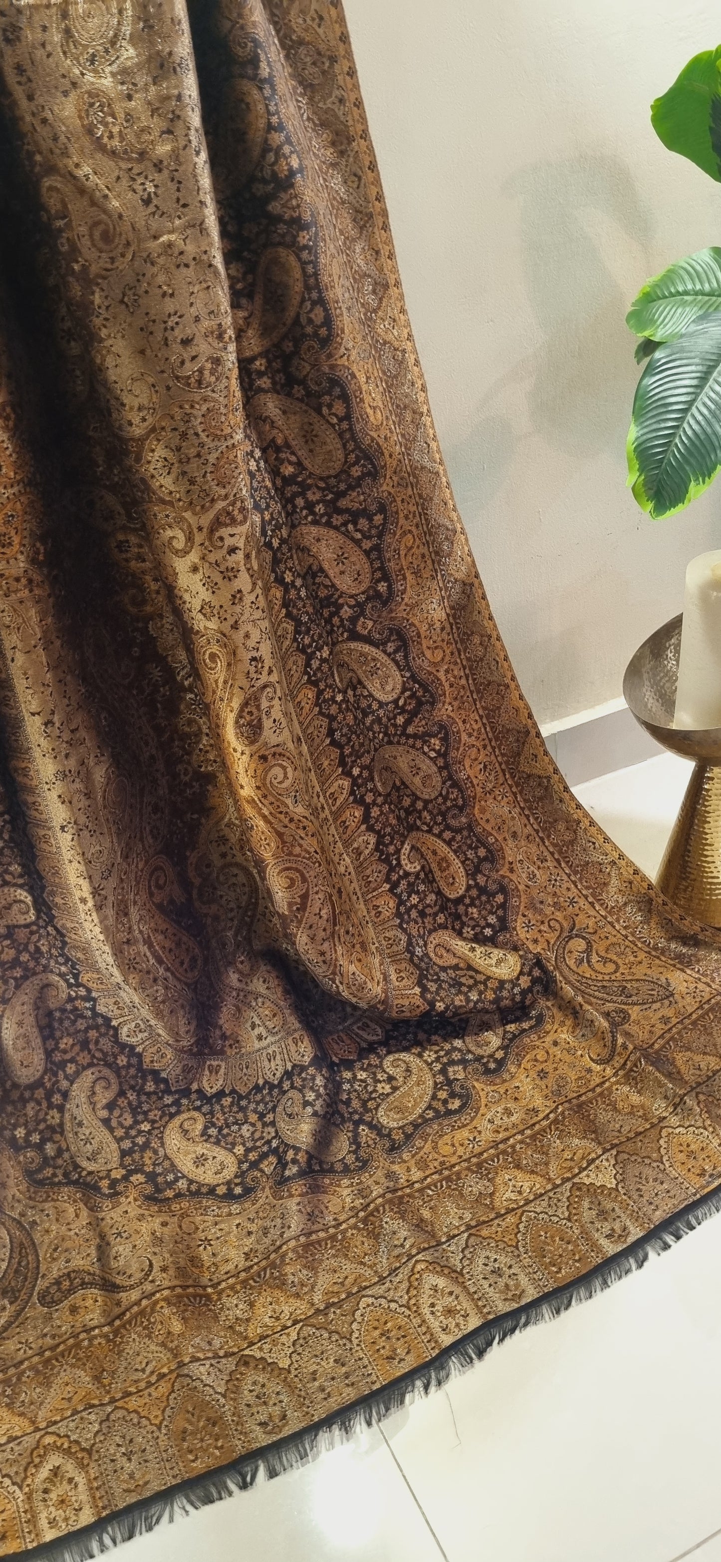 Moonlight gandhara kaani reversible shawl