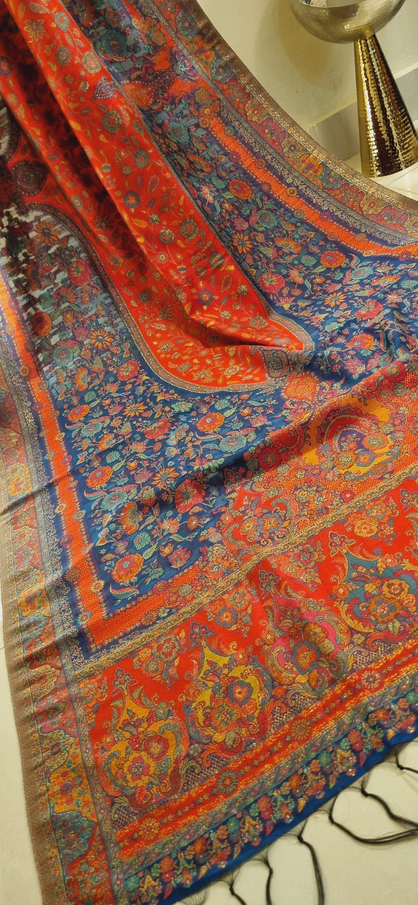 Silk kaani shawl