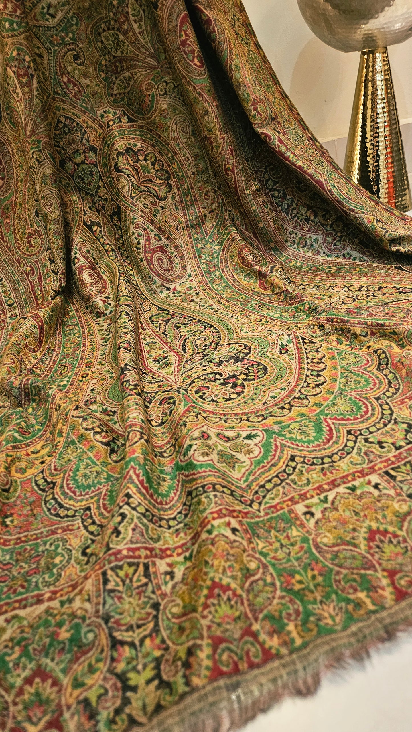 Reversible Persian kaani: Pashmina