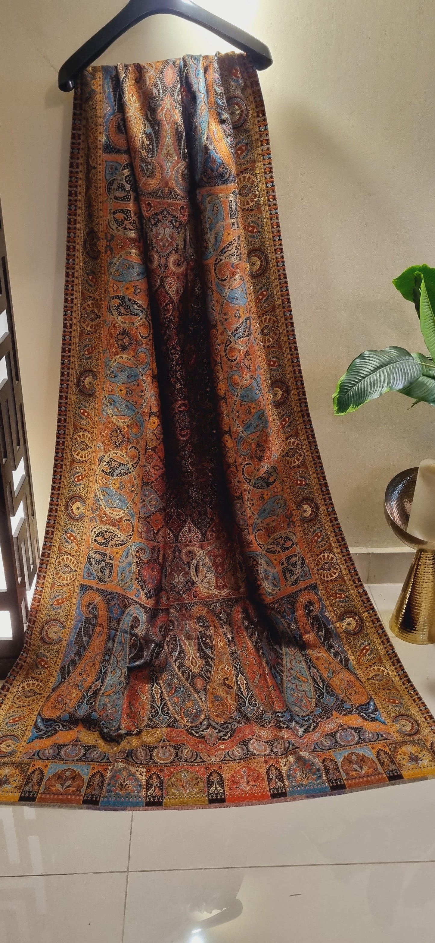 Zaree kaani shawl: Pashmina